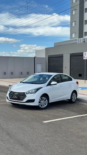 Hyundai HB20S Comfort Plus 1.0 Flex 12V Mec. 2018