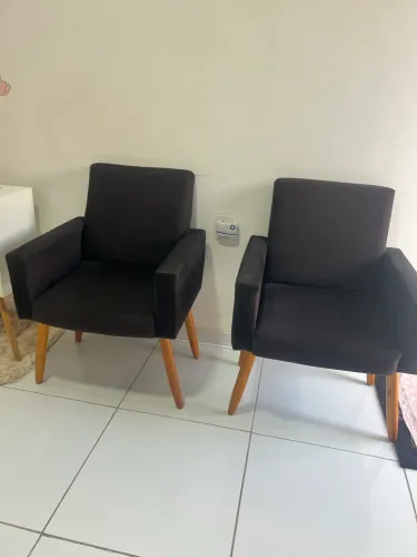 Vendo duas poltronas