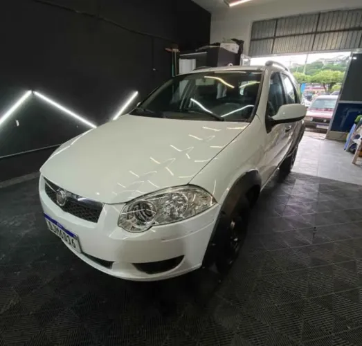Fiat Palio Weekend Trekking 1.6 Flex 16V 5P 2013