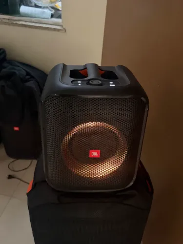 Jbl encore em excelente estado.