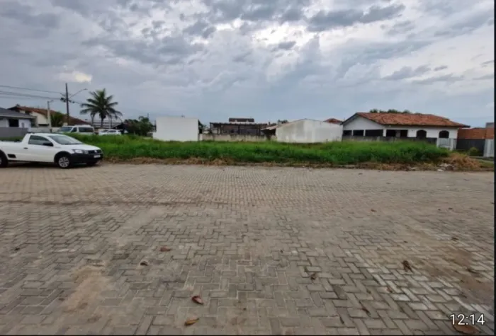 Oportunidade terreno 15x30 m de esquina balneário Coroados- Guaratuba