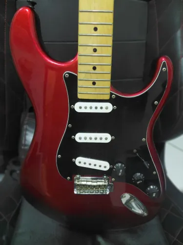Guitarra Tagima TW530