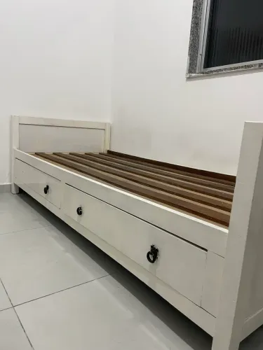 Cama solteiro