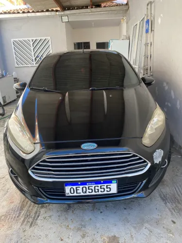 Ford Fiesta 1.6 16V Flex Aut. 5P 2014