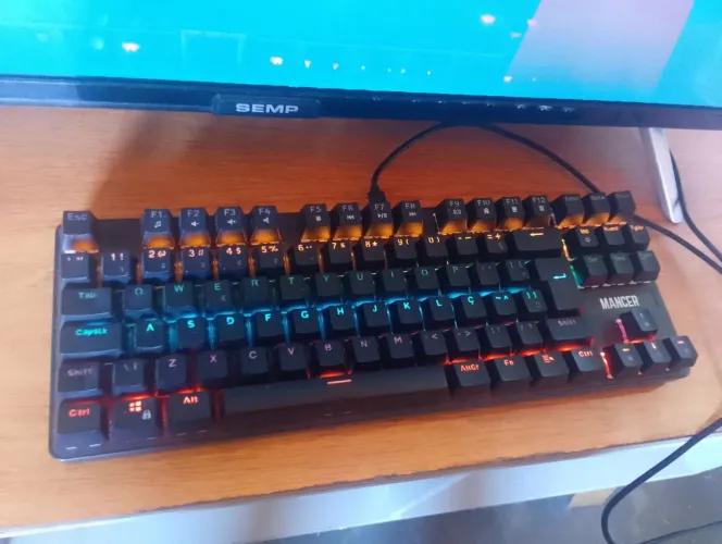 Teclado mecanico Sweet vermelho da Mancer