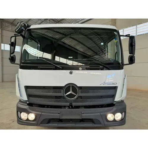 Caminhão Mercedes Benz atego 1719 4x2 chassi 2025