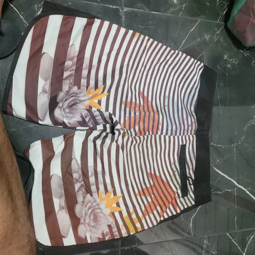 Bermudas south