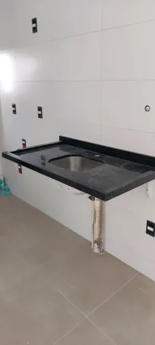 Pia de Granito com Cuba Inox Docol