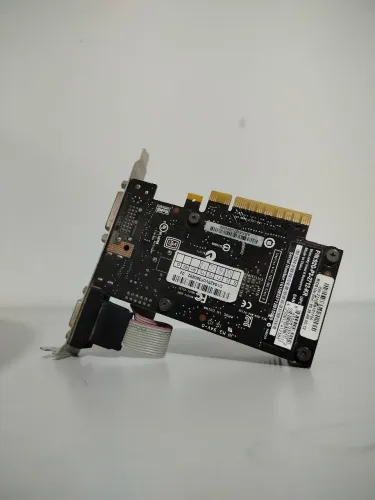 Placa de vídeo GT 710