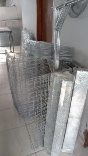 Bateria de Gaiolas para Galinha