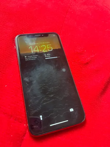 iPhone XR 