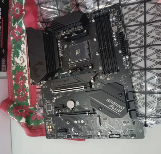 Placa Mãe MSI B550 Gaming Plus