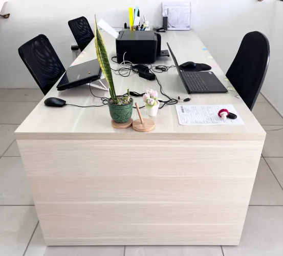 Mesa escritório 4 lugares mdf