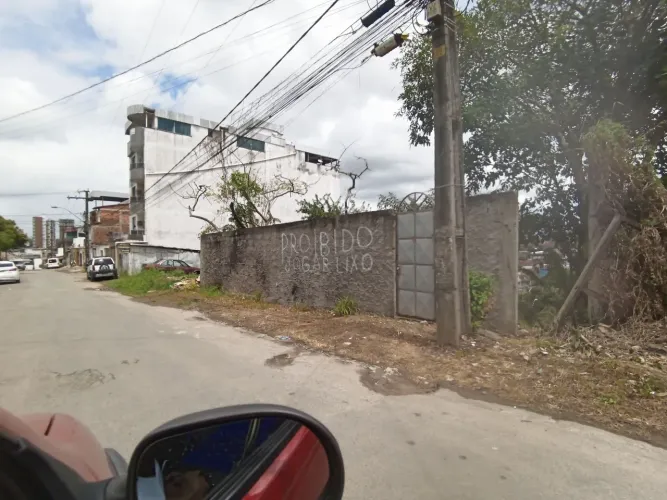 Vende-se Terreno a 1 km do Centro