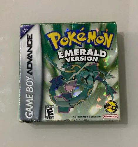 Pokémon Emerald Version - Game Boy Advance