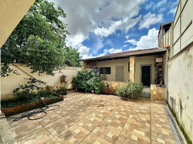 CASA A VENDA EM COPACABANA
