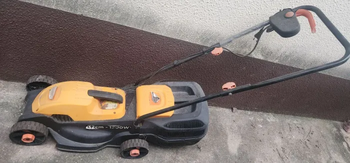 Cortador de grama Tramontina 1200W