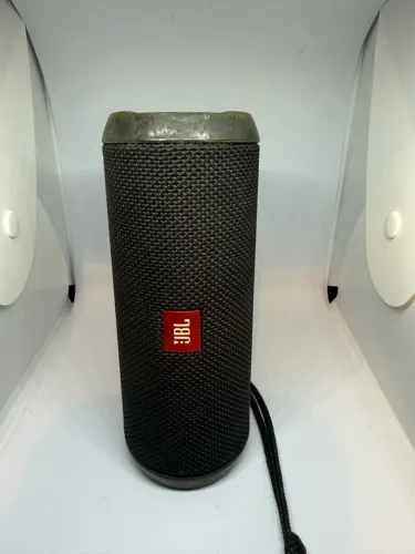 JBL Flip 3 Original - Não Funciona - Para Reparo ou Peça