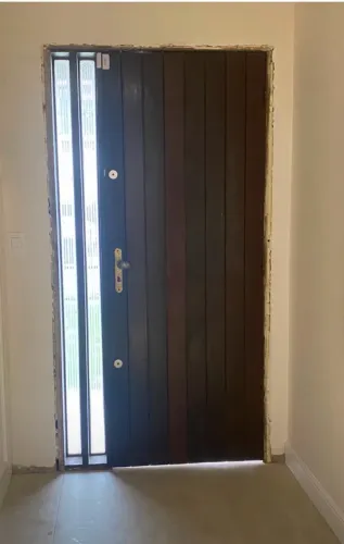 Porta mexicana com lateral em vidro