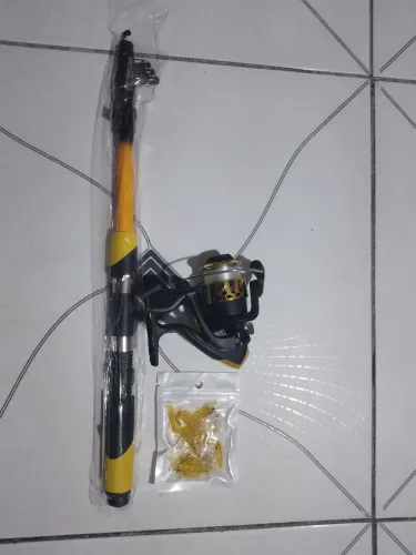 Kit completo d vara d pesca com molinete 10 anzóis e 2 isca artificial l