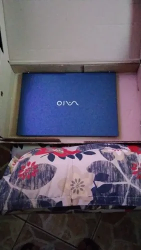 Vendo um notebook  o  novo por 5.600ate 5.400eu vendo tem garantia de1 ano  nota fiscal 