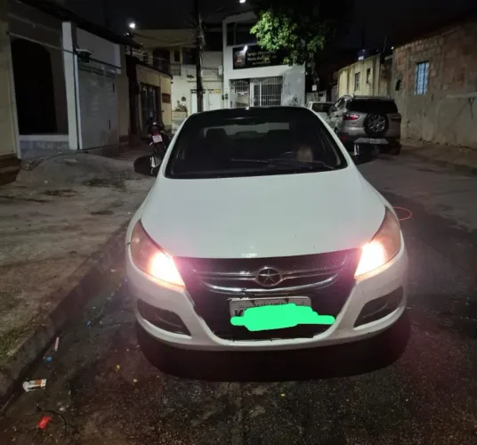 JAC J5 Sedan 1.5 16V 4P Mec. 2013