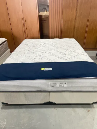 Base Box Queen Linho Com Colchão Molas Ensacadas PRONTA ENTREGA