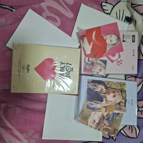 Álbum Kpop - Kep1er LOVESTRUCK