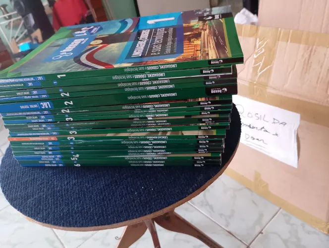 Livros linguagens de códigos e suas tecnologias de 1 /6