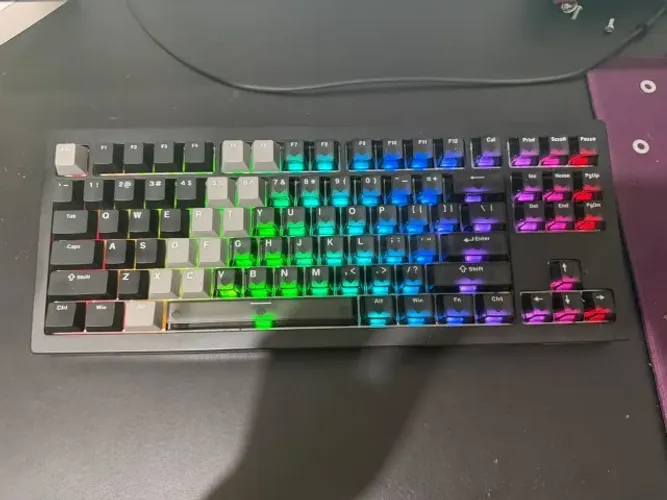 Akko 5087 v3 he teclado magnético 80%