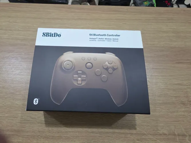 Controle 8Bitdo Nintendo 64 Bluetooth Controller Limited Edition Gold Dourado