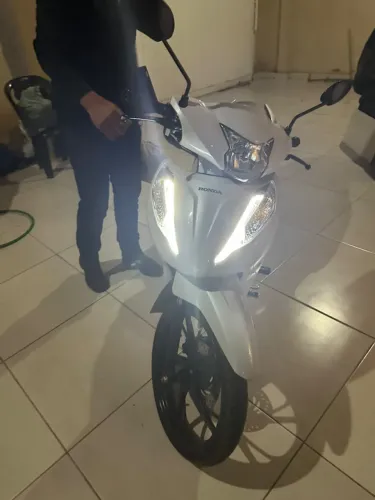 Honda Biz 125 EX/ 125 EX Flex 2025