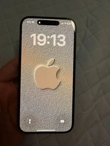 iPhone 15 pro 128 gb 