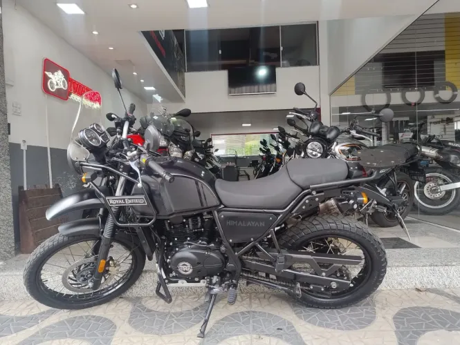Royal Enfield/Himalayan 411cc, 2020/2021, troco por moto.