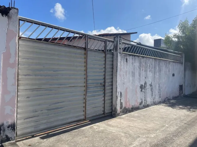 Casa com 4 dormitórios à venda por R$ 400.000,00 - Valentina de Figueiredo - João Pessoa/P