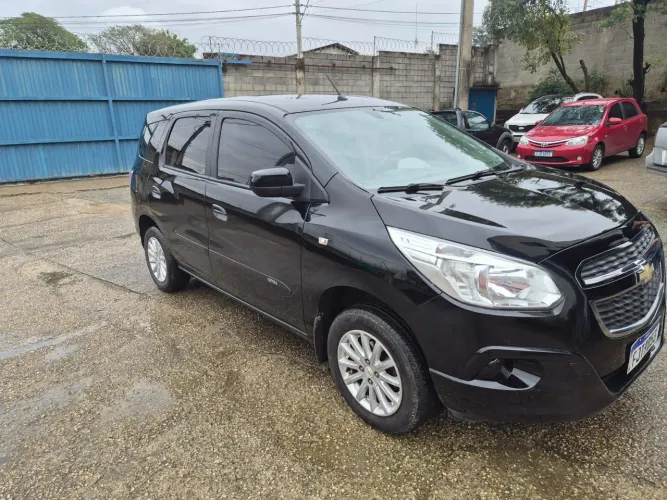 Chevrolet Spin LT 1.8 8V Econo.flex 5P Aut. 2013