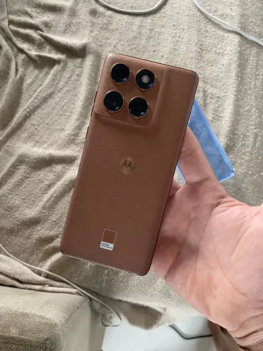 Moto Edge 60 fusion 256 gb celular sempre foi meu de uso tá com tudo meu ainda