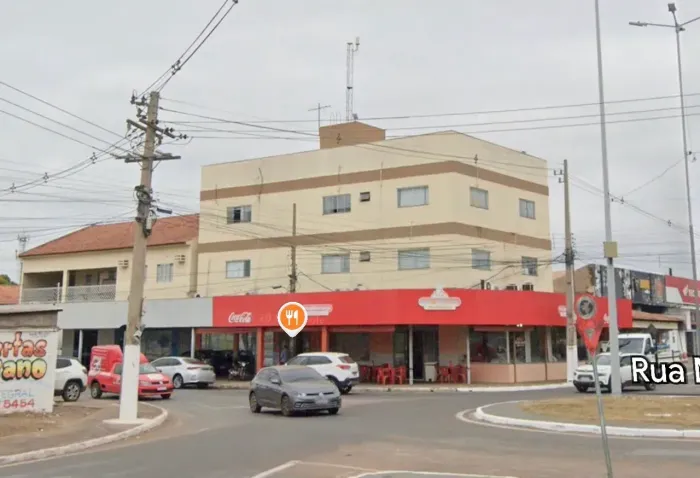 CASA SOBRADO, AO LADO DO SHOP E AEROPORTO DE VÁRZEA GRANDE, 3 QUARTOS 1 SUÍTE, C/ CHURRASQ
