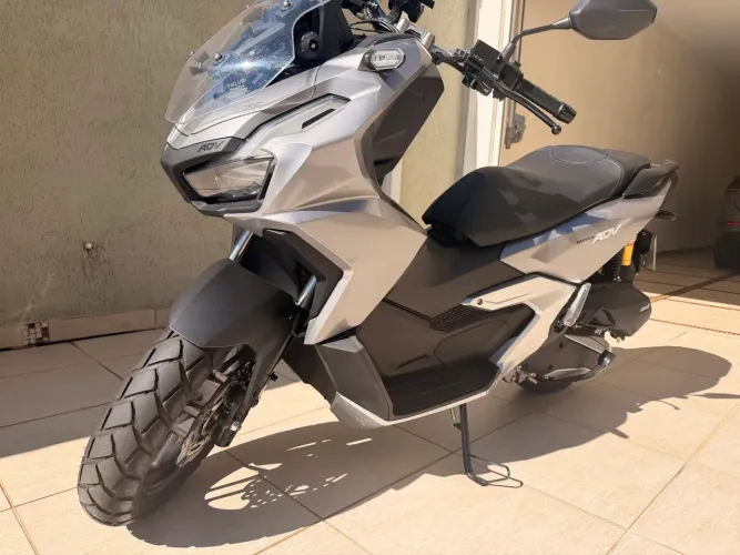 Scooter Honda ADV 160 2025