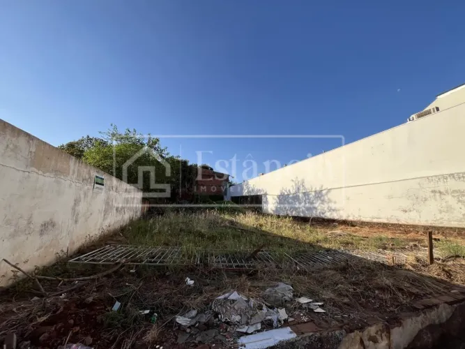 Terreno para Venda em Brotas, Centro