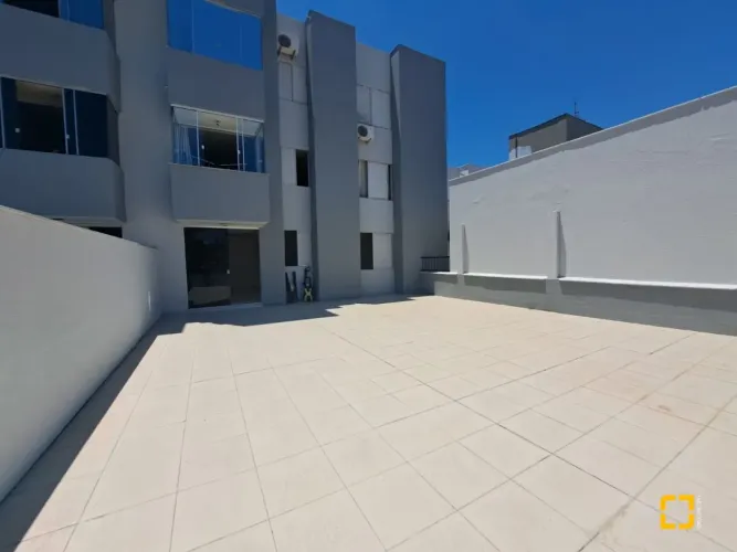 Apartamento Garden de 3 quartos em Capoeiras- Florianópolis SC