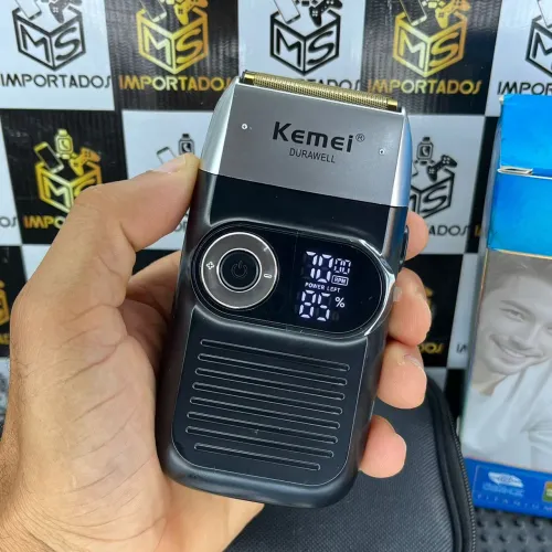 Shaver Kemei KM-2026 / Potente e com lâmina refil extra