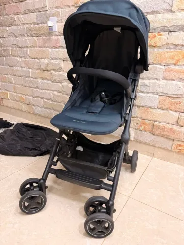 Carrinho Lara 2 da máxi cozi usado