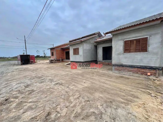 Casa com 2 dormitórios à venda, 45 m² por R$ 191.800,00 - Caverazinho - Araranguá/SC