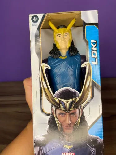 Boneco Titan Heroes Loki Azul (F2246)