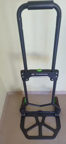 Carrinho de carga suporta até 120kg