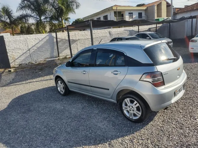 Chevrolet Agile LT 1.4 MPFI 8V Flexpower 5P 2010