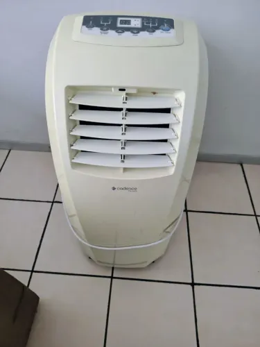 Ar Condicionado Portátil Cadence Nevada - 10.500 BTUs