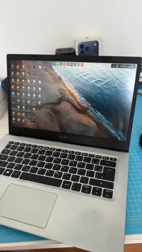 Notebook Acer i3-1115G4