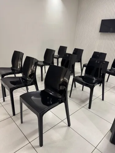 Cadeiras Tramontina Alice - Suporta até 182kg novas 